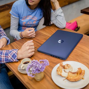Laptop portátil HP, para estudiantes y empresas, pantalla HD de 14", Intel Quad-Core N4120, 16 GB DDR4 RAM, 64 GB eMMC, 1 año de Office 365, cámara web, RJ-45, HDMI, Wi-Fi, Windows 11 Home, plateado 