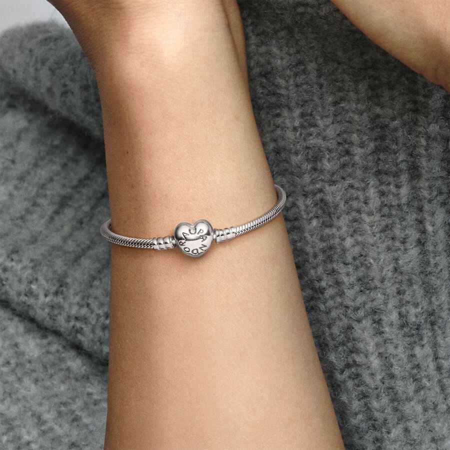 PULSERA PANDORA MOMENTS CORAZON + KIT DE REGALO