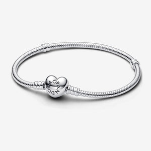 PULSERA PANDORA MOMENTS CORAZON + KIT DE REGALO