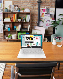 Laptop HP 14, Intel Celeron N4020, 4 GB de RAM, 64 GB de almacenamiento, pantalla HD Micro-edge de 14 pulgadas, Windows 11 Home, delgada y portátil, gráficos 4K, un año de Microsoft 365 (14-dq0040nr, 2021, blanco copo de nieve ) 